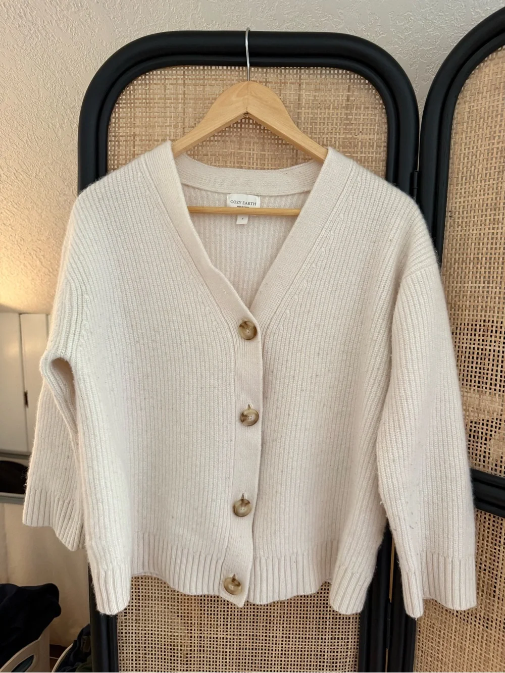 Cozy Earth Women's 100% Cashmere Button Ribbed V-Neck Cardigan Cream Small